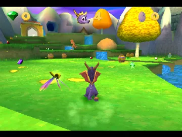 Spyro - Year of the Dragon (US) screen shot game playing